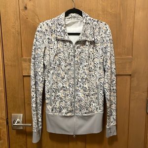 Lululemon Nice Asana Jacket Size 8